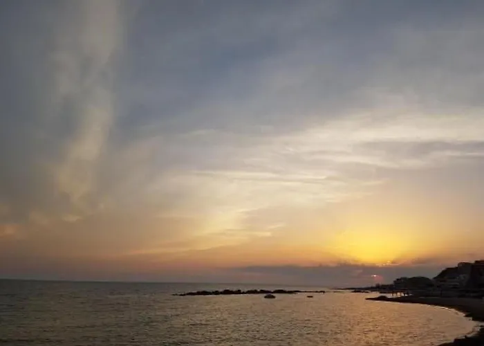 4 - By Interhome דירה